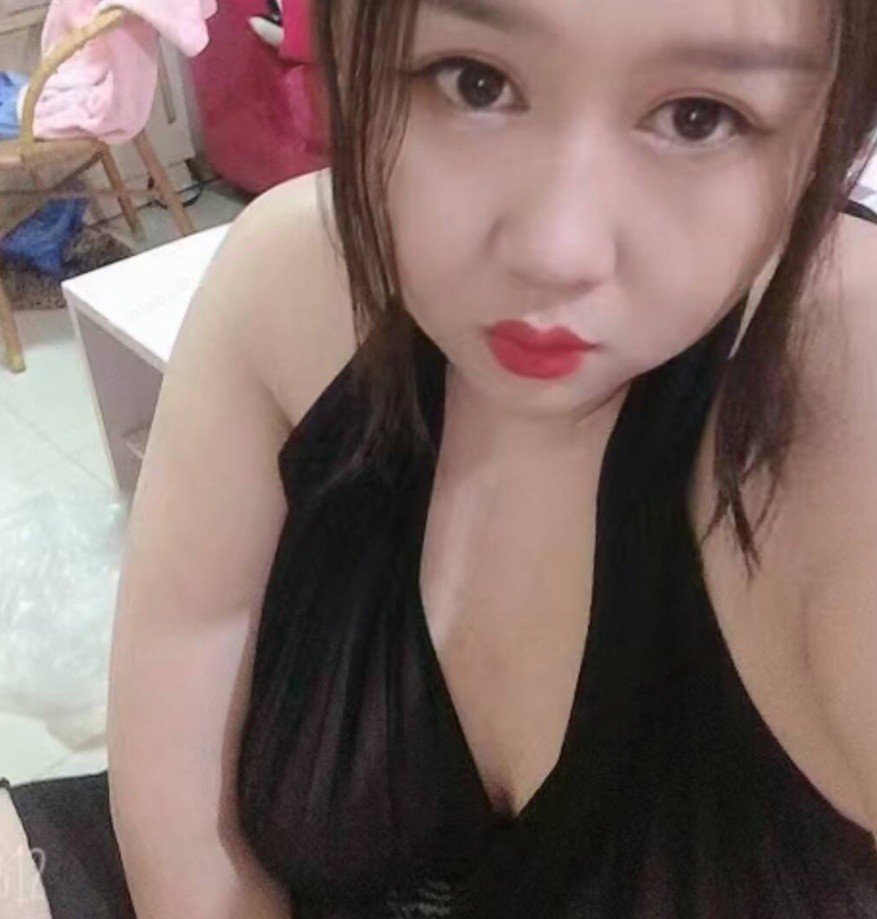 巨乳肥臀小宝