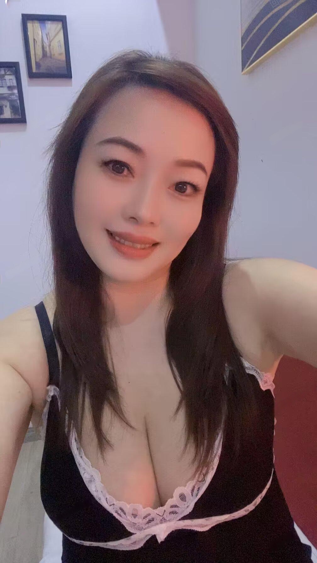 返食南昌大奶姐姐