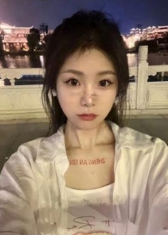 贵阳金融城小辣妹