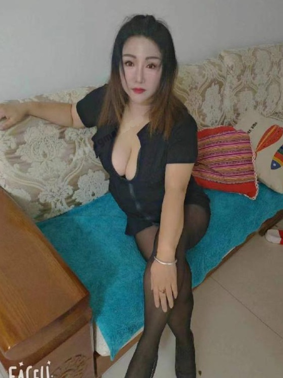 服务控大波妹
