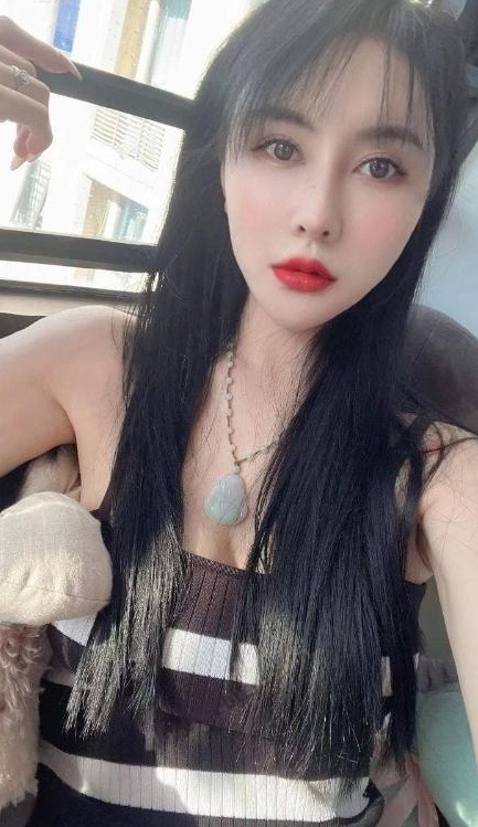 光谷风骚小少妇