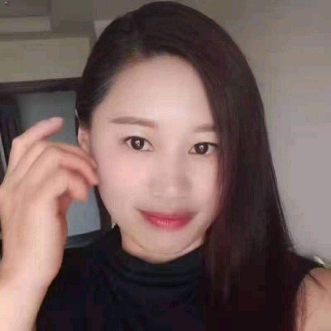 二七大奶四川妹子