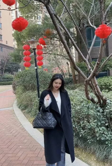 坂田佳佳湘妹子