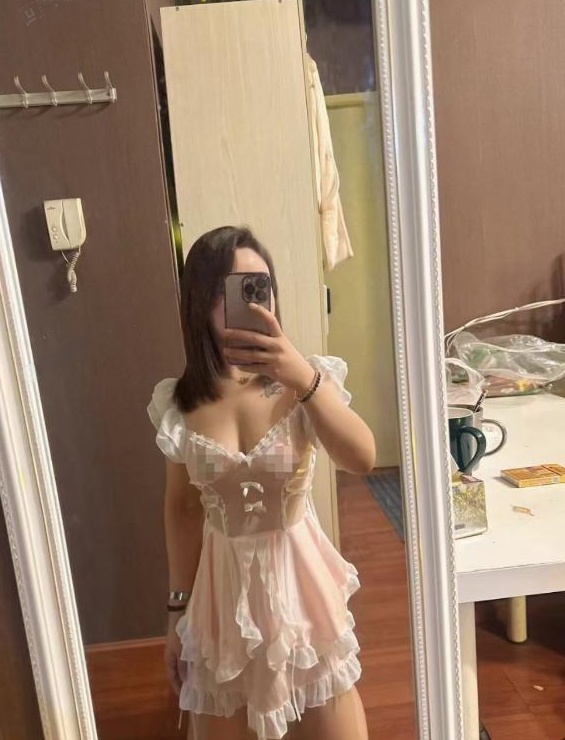 蓝谷地轻熟女