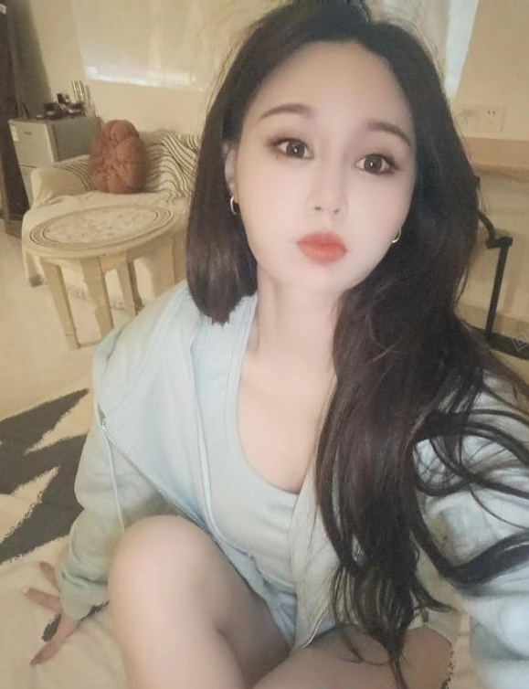 福田瑜伽老师星儿