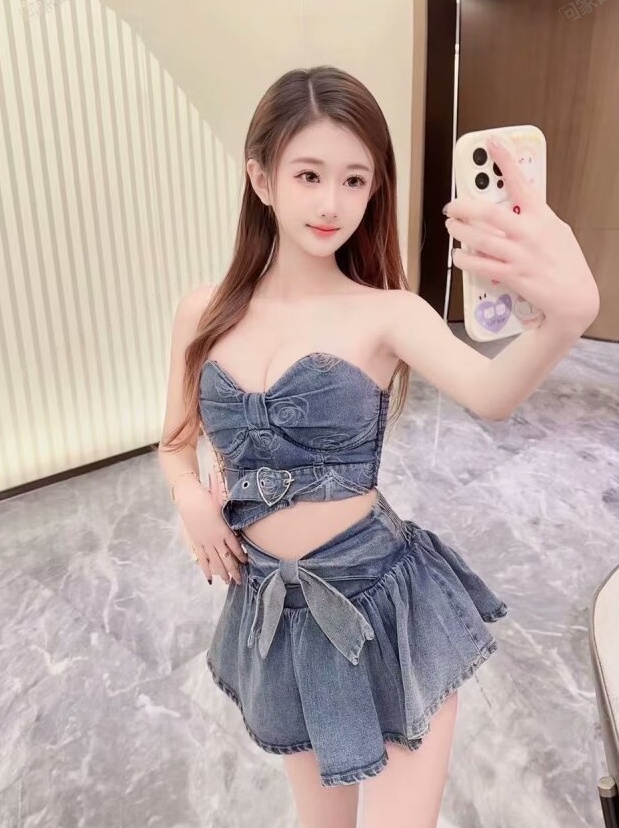 胸大美眉