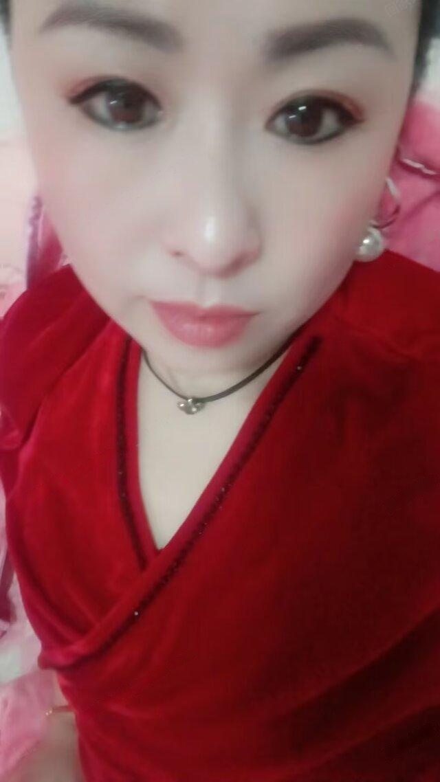 丰满迷人的东北少妇