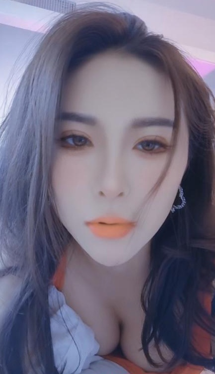 双胞胎骚御姐