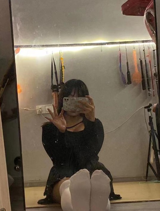 体验女王艾斯琪