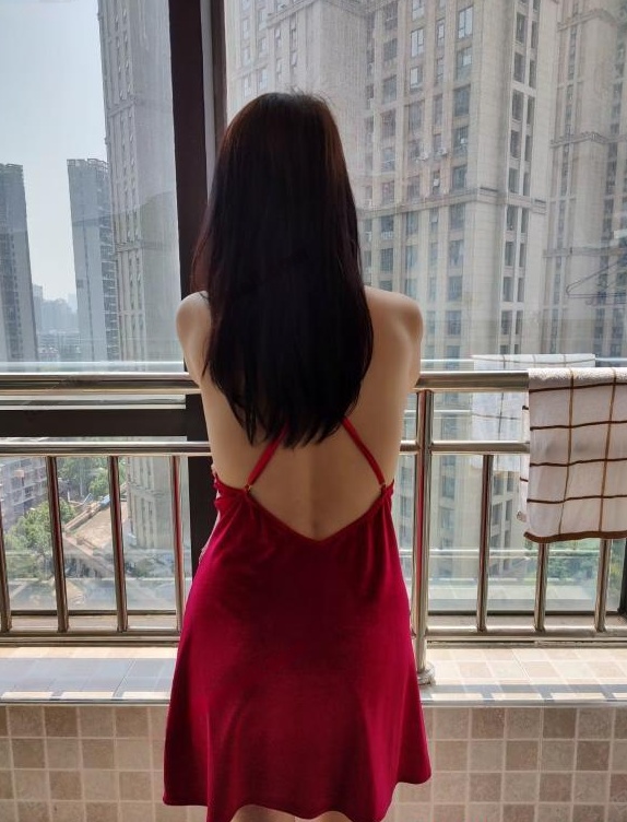 武汉东湖边上妹子