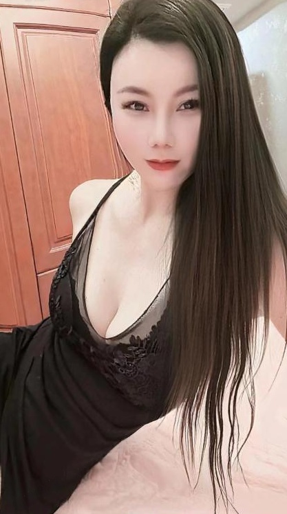 姑苏气质感妹子