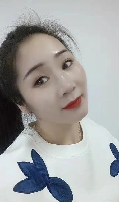 津南浪骚熟女梅子