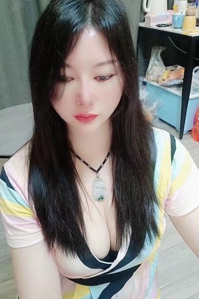 风骚的大奶少妇