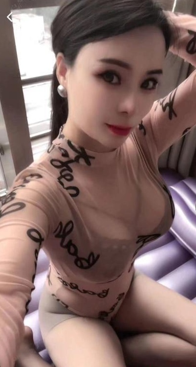 骚南乔水床啪啪