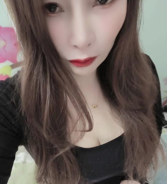 仙鹤街泄火少妇