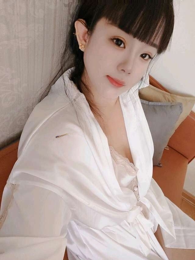 养眼小骚货海棠