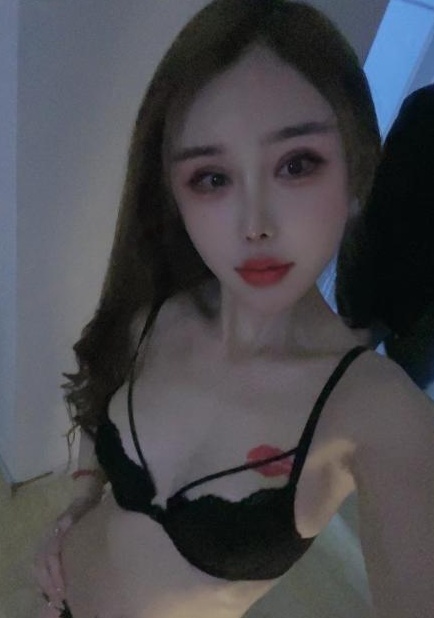 颜值大奶美妞