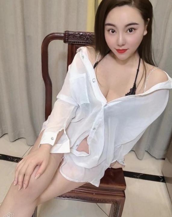 姑苏大眼萌妹