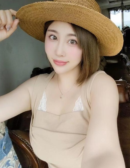 塘沽身材不错的美女