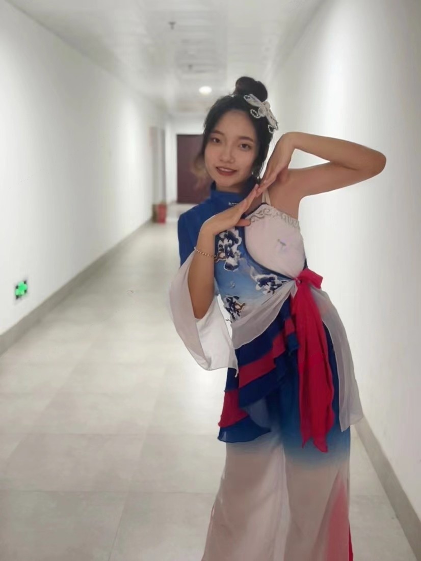 天津市颜值不错的妹子