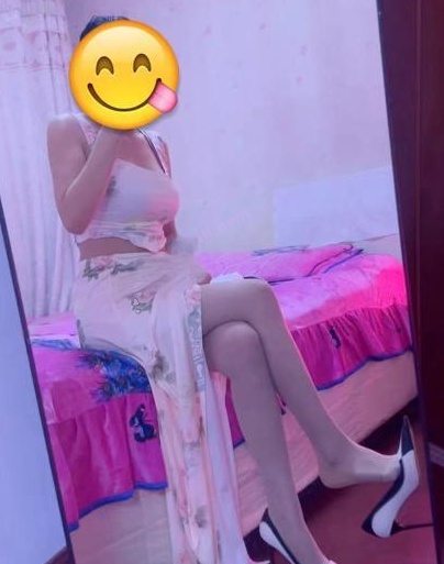 瑶海兰兰黑丝白高爽记