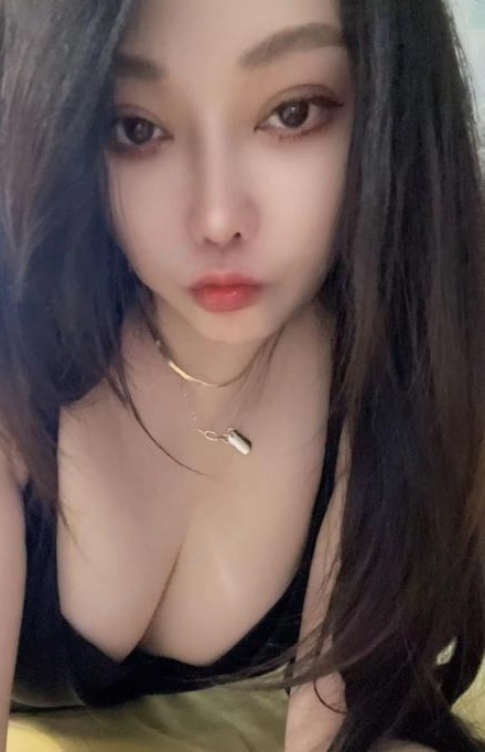 新街口服务系美女