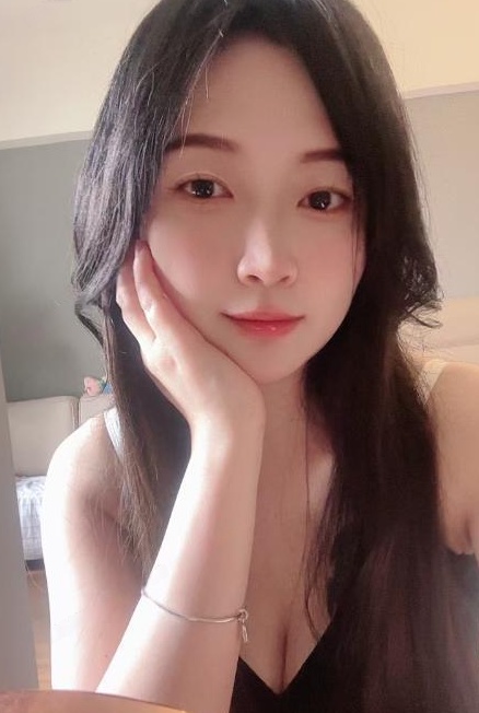 仁和路大胸美女