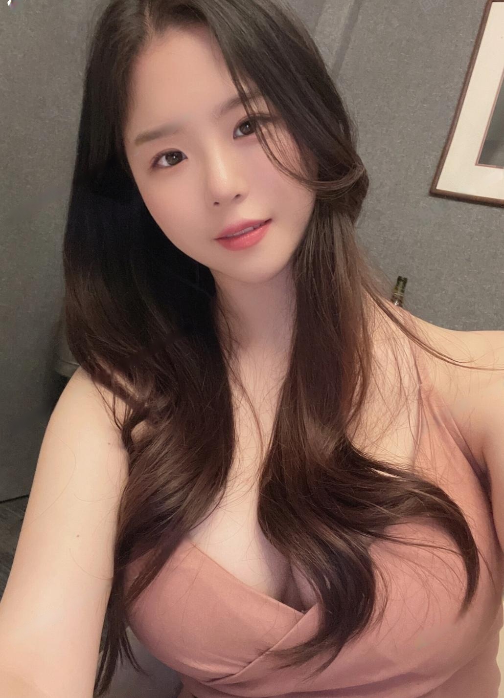 年轻嫩妹，活好，长的可爱