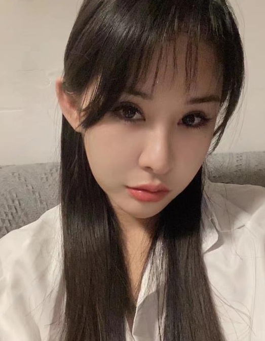 天河素颜美女七七