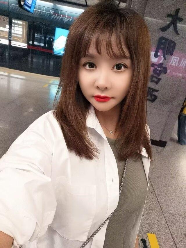 西安大蜜桃臀御姐