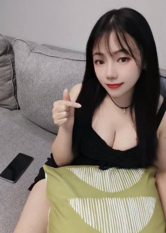 杨家湾美女七月