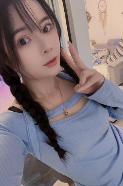 麦地舌吻骚女