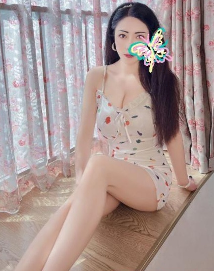 后入很爽的妹子