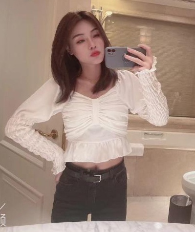 气质美女苏漫