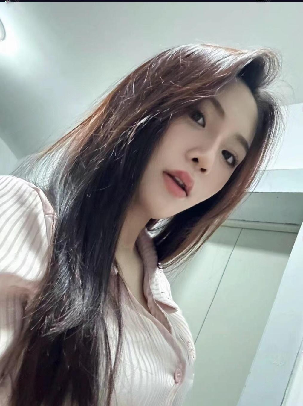 广州刚下水的嫩妹