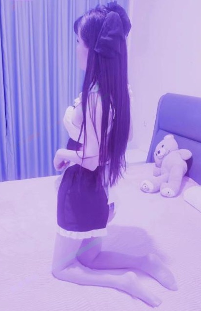 西湖依诺大奶水娃