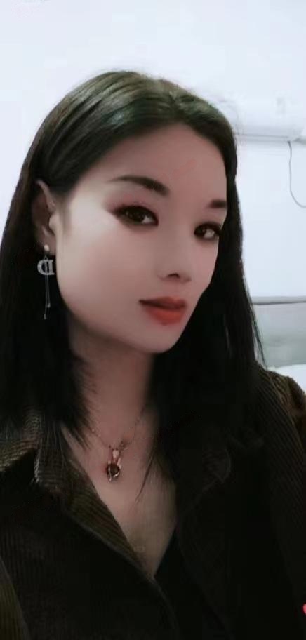 颍州区小妹