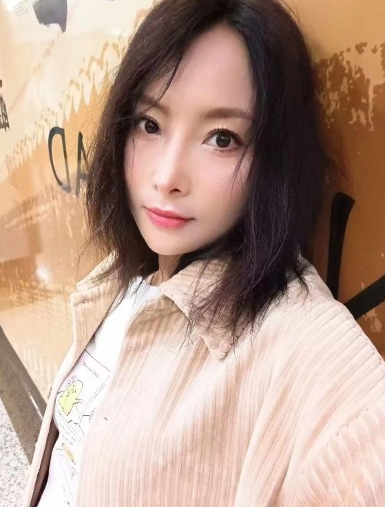 来自西藏服务女王