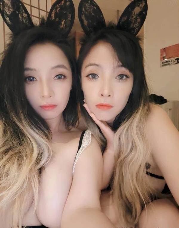 广州双胞胎姐妹