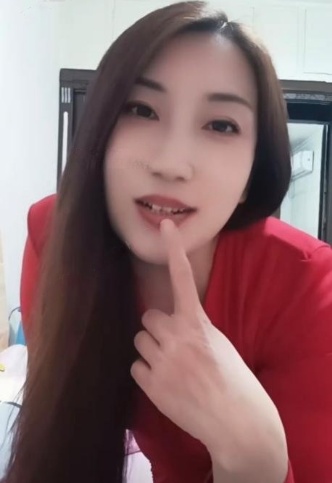 角门西大长腿熟女