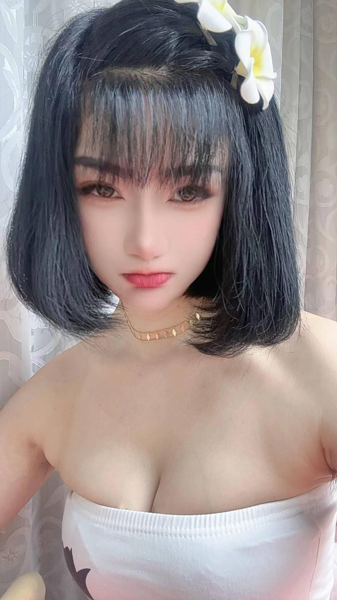 白云区大胸木子