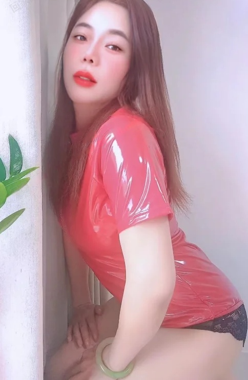 爱健身的兼职晚樱