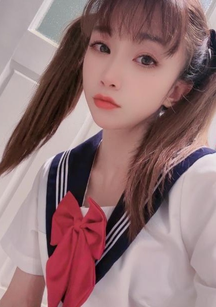 汉口双马尾JK妹子
