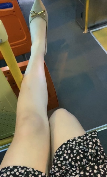 性感大屁股小表妹