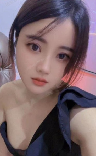 镇江万达风情小姐姐