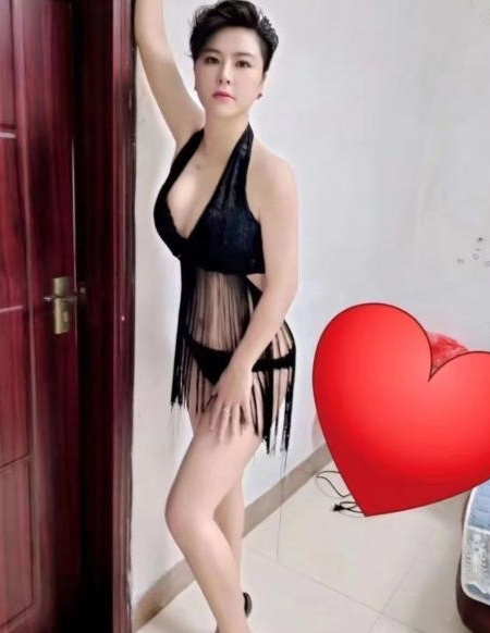 分享短发女神林夕