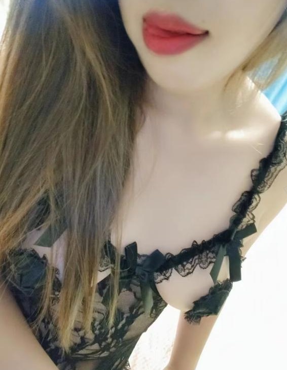 可以接吻的小姐姐