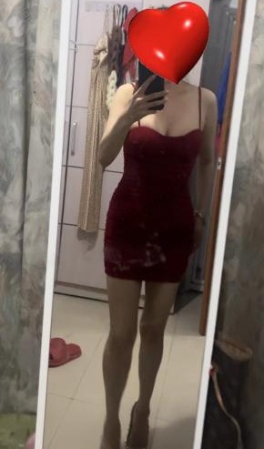高挑妹子身材颜值满分