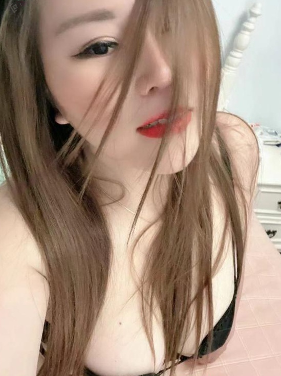 大奶骚货