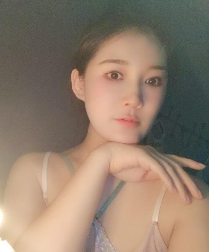 肥臀大胸小少妇